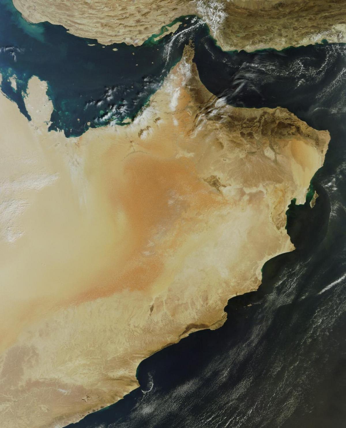 peta satelit Oman
